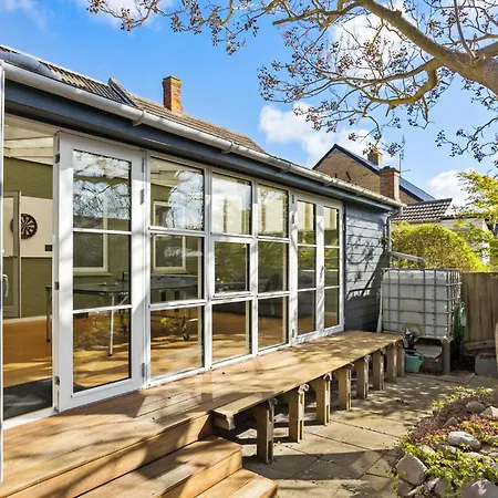Holiday home Gorgeous In With Wifi *